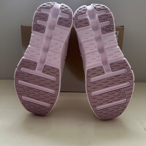 NIB On Cloudtilt Ivory / Orchid - Women's 8.5 - Picture 6 of 10